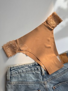 لباس زیر بدون دوخت و درز