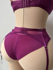 ست لباس زیر فانتزی