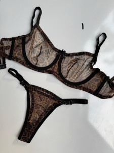 شورت و سوتین توری