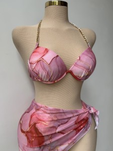 بیکینی سه تکه