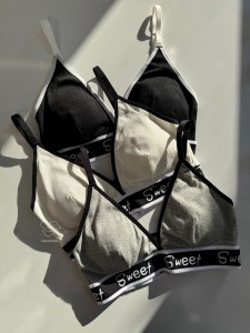 نیم تنه کاپ مثلثی sweet کد 1031