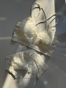 ست شورت و برالت دانتل