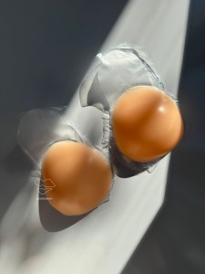 سوتین چسبی زی زی گولو کد 1053