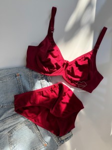 شورت و سوتین روزانه