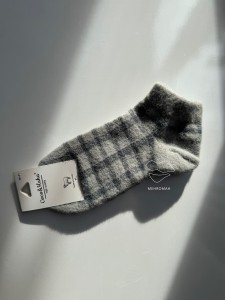 جوراب نرم و حوله ای