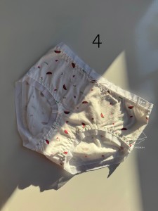 لباس زیر نخی