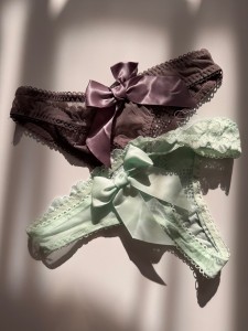 شورت زنانه بدن نما