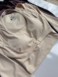 نیمتنه ورزشی