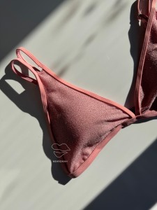 سوتین شاینی صورتی