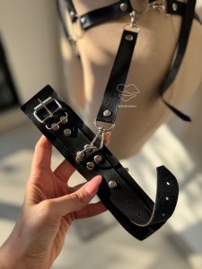 لباس کاستوم نیپل باز چرم