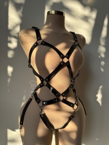 کاستوم فانتزی چرمی