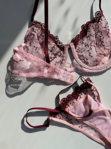 ست تور حریر گلدوزی کد 1241