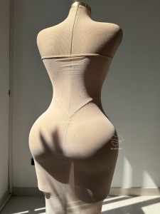 پیراهن شیشه ای