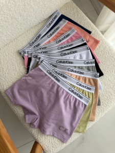 شورتک زنانه کلوین کلاین کد 1499