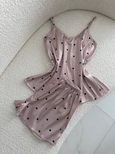 لباسخواب قلبی