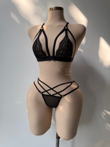 سوتین هارنسی مشکی