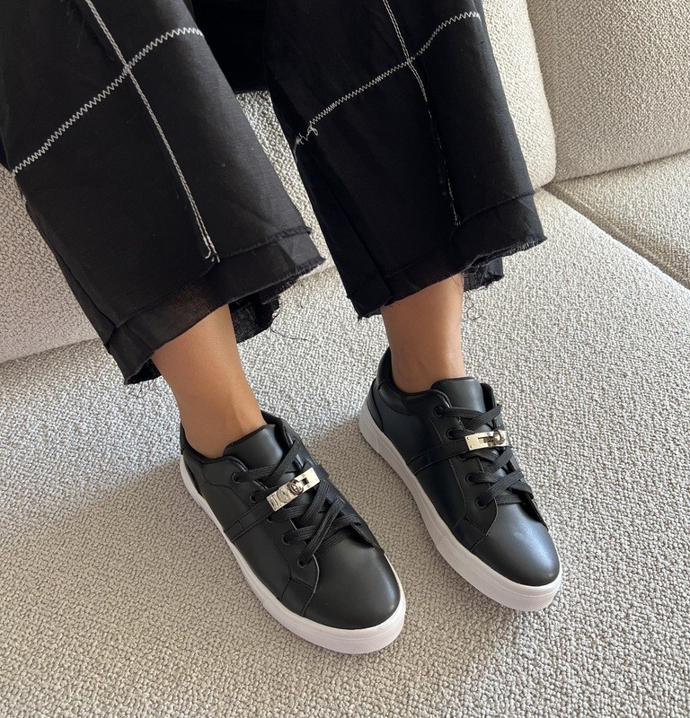 کتونی lock کد043