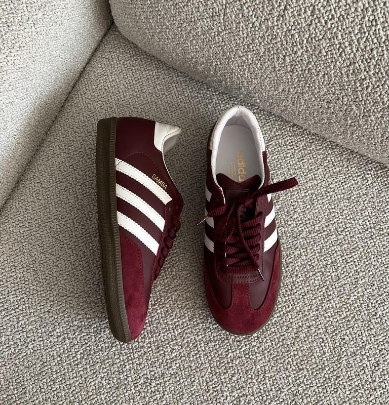 کتونی چری کد058