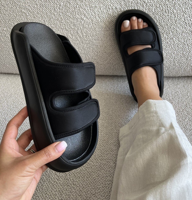 صندل چسبی کد 022