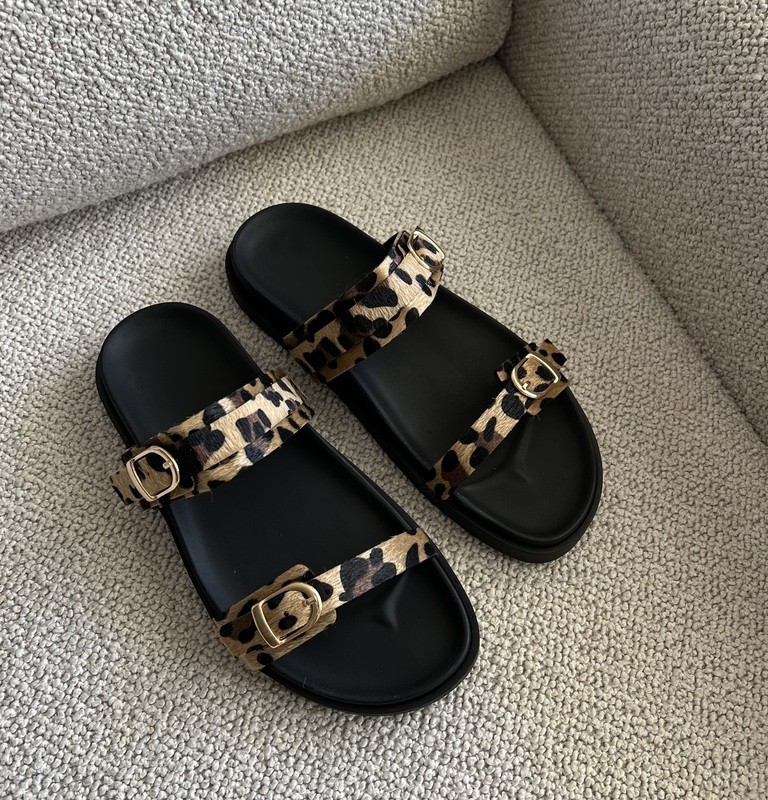 صندل پلنگي طرح زارا كد ٠٢٤