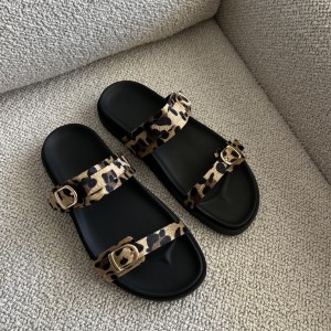 صندل پلنگي طرح زارا كد ٠٢٤