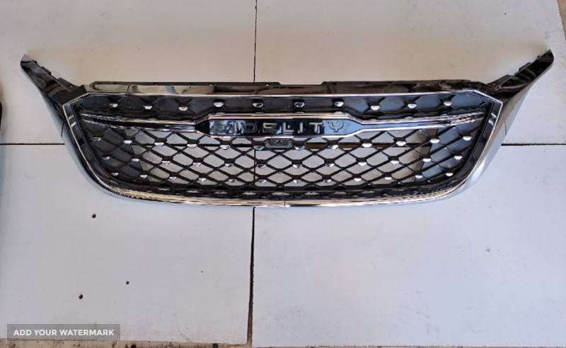 جلو پنجره FIDELITY شرکتی