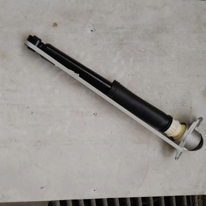 کمک فنر عقب فیدلیتی