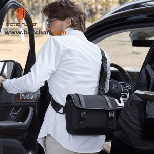 کیف دوشی مدل K00568 برند آرکتیک هانتر Arctic Hunter