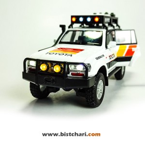 ماکت ماشین تویوتا Toyota مدل لندکروزر Land Cruiser رنگ سفید