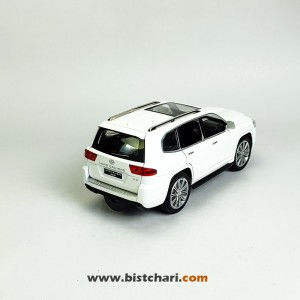 ماکت ماشین تویوتا Toyota مدل لندکروزر Land Cruiser 300 رنگ سفید