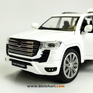 ماکت ماشین تویوتا Toyota مدل لندکروزر Land Cruiser 300 رنگ سفید