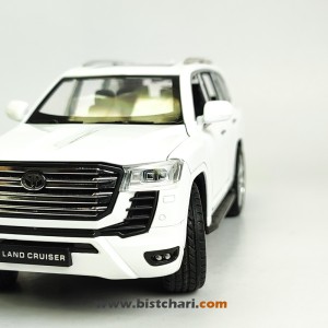ماکت ماشین تویوتا Toyota مدل لندکروزر Land Cruiser 300 رنگ سفید