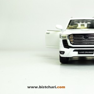 ماکت ماشین تویوتا Toyota مدل لندکروزر Land Cruiser 300 رنگ سفید