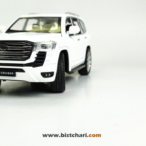 ماکت ماشین تویوتا Toyota مدل لندکروزر Land Cruiser 300 رنگ سفید