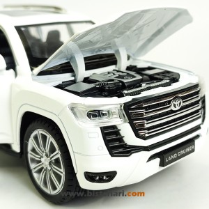 ماکت ماشین تویوتا Toyota مدل لندکروزر Land Cruiser 300 رنگ سفید