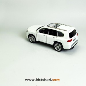 ماکت ماشین تویوتا Toyota مدل لندکروزر Land Cruiser 300 رنگ سفید