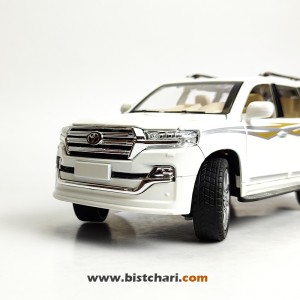 ماکت ماشین تویوتا Toyota مدل لندکروزر Land Cruiser 200 V8 رنگ سفید