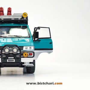 ماکت ماشین میتسوبیشی Mitsubishi مدل Delica رنگ سبز