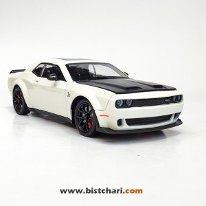 ماکت ماشین دوج چلنجر Dodge Challenger مدل SRT Hellcat رنگ سفید عاجی/مشکی
