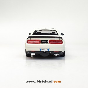 ماکت ماشین دوج چلنجر Dodge Challenger مدل SRT Hellcat رنگ سفید عاجی/مشکی
