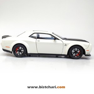 ماکت ماشین دوج چلنجر Dodge Challenger مدل SRT Hellcat رنگ سفید عاجی/مشکی