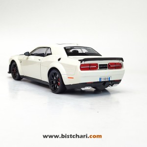 ماکت ماشین دوج چلنجر Dodge Challenger مدل SRT Hellcat رنگ سفید عاجی/مشکی