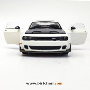 ماکت ماشین دوج چلنجر Dodge Challenger مدل SRT Hellcat رنگ سفید عاجی/مشکی