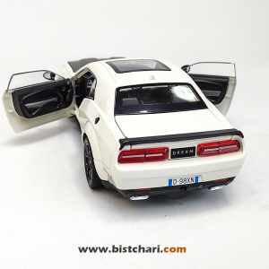 ماکت ماشین دوج چلنجر Dodge Challenger مدل SRT Hellcat رنگ سفید عاجی/مشکی