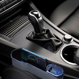 ارگانایزر و داک شارژ داخل خودرو گرین