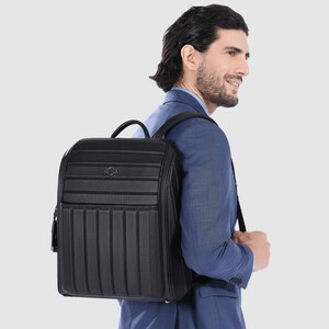 خرید کوله پشتی ضدآب لپ‌تاپ 15.6 اینچ 22 لیتر بنج