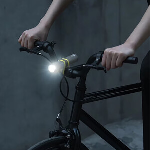 بهترین چراغ قوه شارژی ضد آب 1500 میلی آمپر ساعت هوتو شیائومی