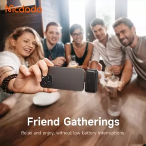 خرید پاوربانک 22.5 وات 5000 مک دودو با کانکتور لایتنینگ و کابل تایپ سی متصل