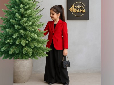 لباس کودک برای کریسمس؛ گرم، خاص، با رنگ‌های زمستونی و فرم داستانی