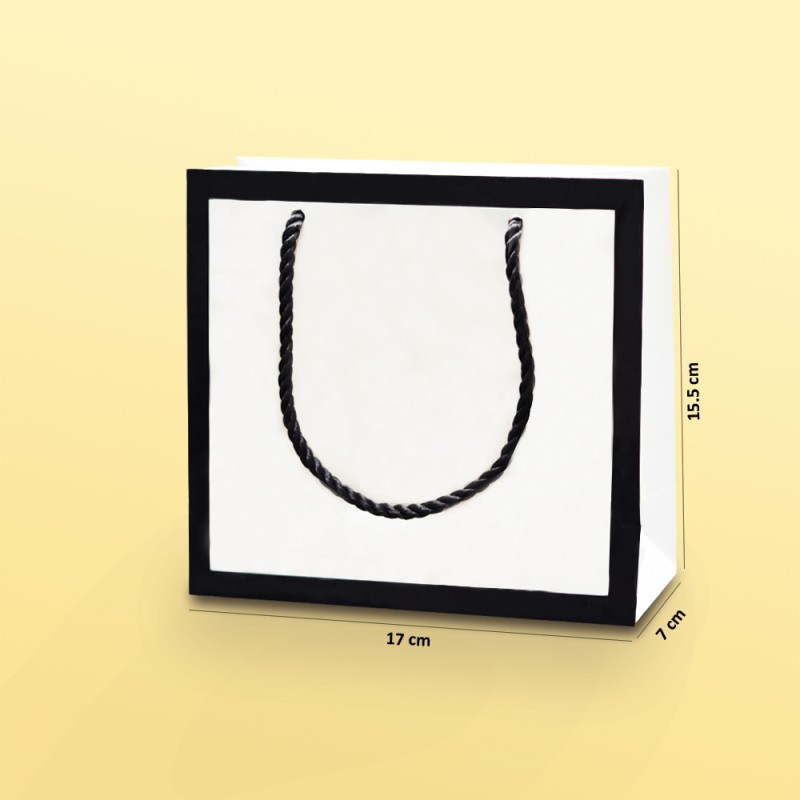 بگ مقوایی سفید قاب دار  براق سایز 7*15.5*17 (بسته 25 عددی)